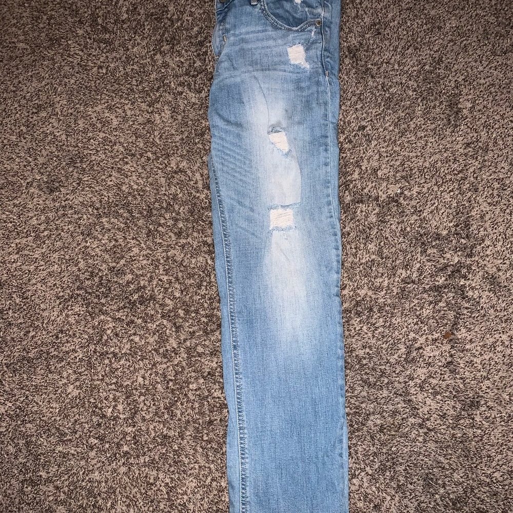 Distressed Hollister skinny  jeans
